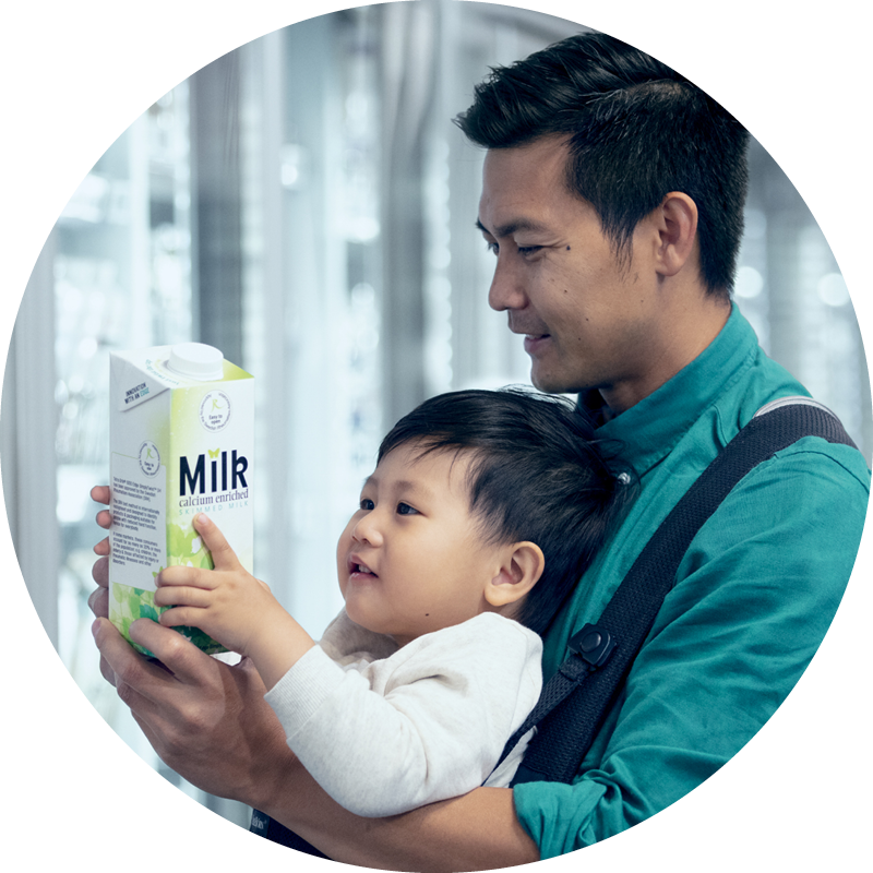 Food_man-baby-holding-carton_2020